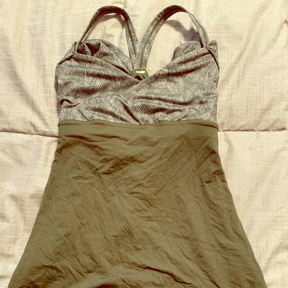 Adorable Lululemon Tank